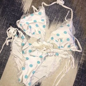 Beach Bunny polka dot lace bikini